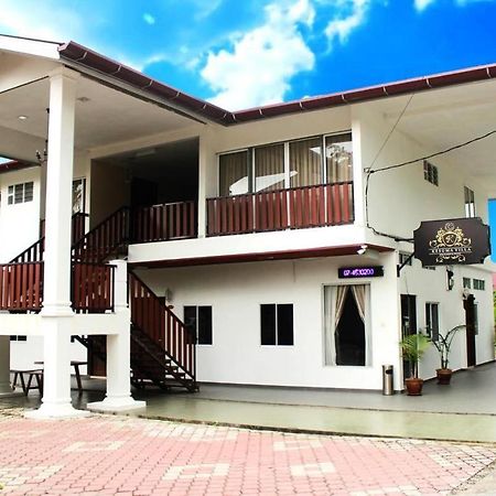 New Kesuma Villa Exclusive Stay Parit Raja Exterior foto